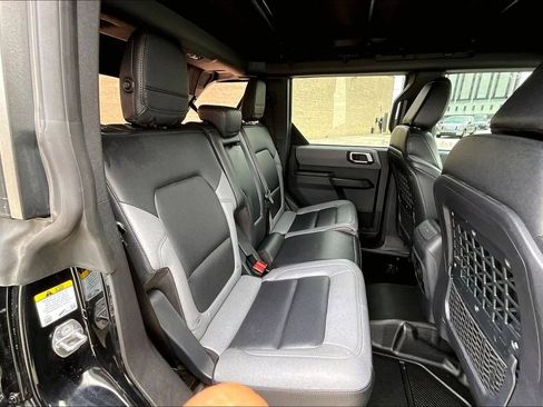 Certified 2024 Ford Bronco Big Bend w/ Sasquatch Package AWD/4WD image 25