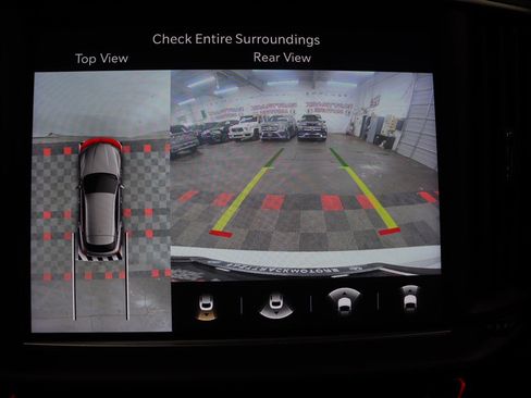 Used 2021 Maserati Levante GranSport image 26