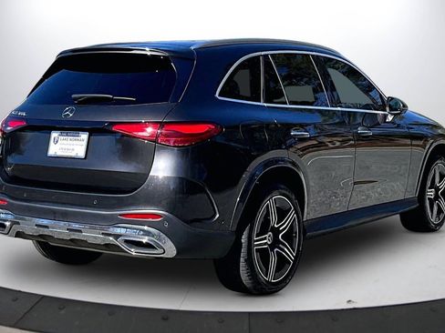 Used 2023 Mercedes-Benz GLC 300 image 9