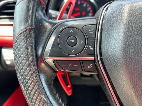Used 2019 Toyota Camry XSE w/ Navigation Package FWD image 16