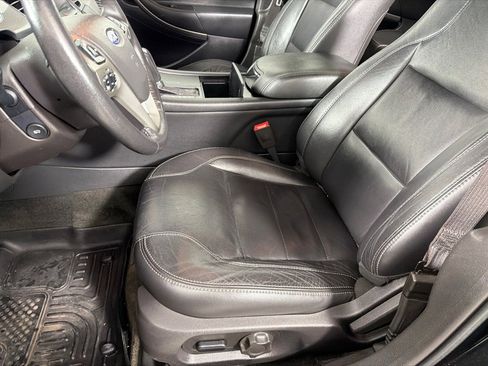 Used 2014 Ford Taurus SEL w/ Equipment Group 201A image 10