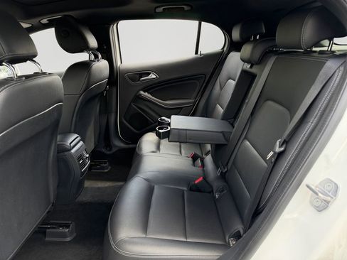 Used 2018 Mercedes-Benz GLA 250 4MATIC image 12