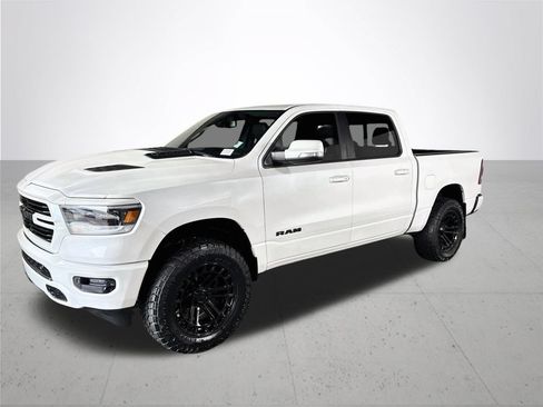 Used 2020 RAM 1500 Sport w/ Level 2 Equipment Goup w/2_L AWD/4WD image 2