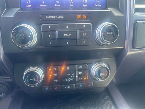 Used 2020 Ford F350 Limited image 18