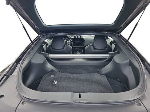 Used 2025 Nissan Z Performance w/ Floor Mat Package RWD image 25