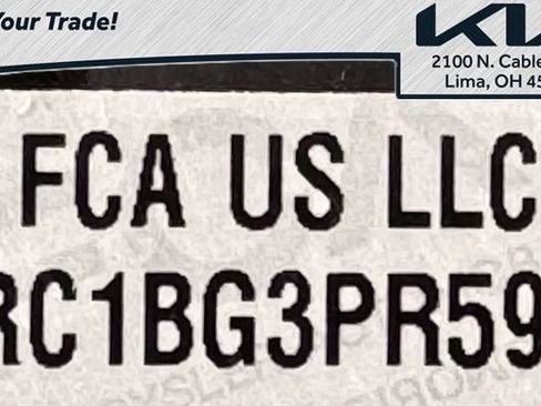 Used 2023 Chrysler Pacifica Touring-L FWD image 24