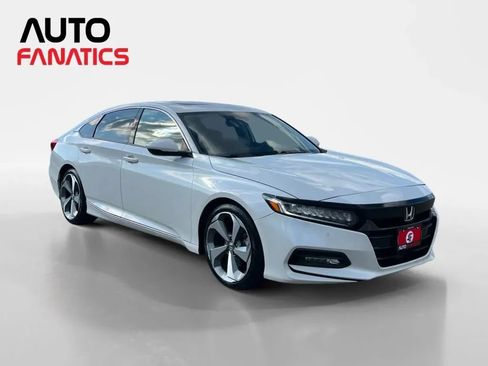 Used 2020 Honda Accord Touring image 7