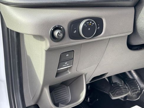 New 2026 Ford Transit 250 148 Medium Roof image 7