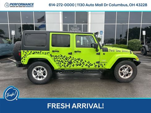 Used 2013 Jeep Wrangler Unlimited Sahara w/ Connectivity Group AWD/4WD image 7
