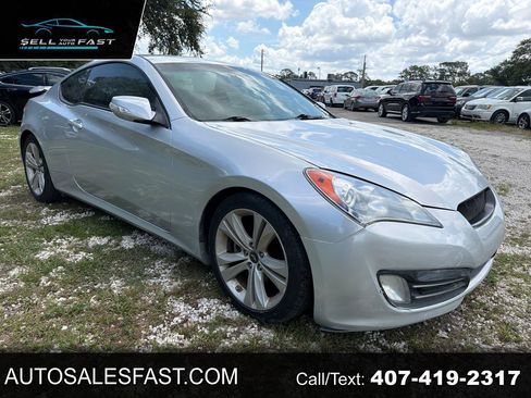 Used 2010 Hyundai Genesis 3.8 RWD image 1
