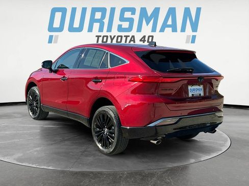 Used 2023 Toyota Venza Nightshade image 5