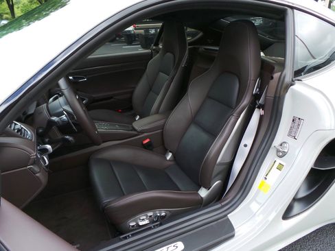 Used 2023 Porsche 718 Cayman GTS RWD image 8