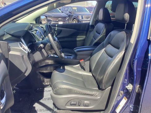 Used 2020 Nissan Murano SV w/ Premium Package AWD/4WD image 13