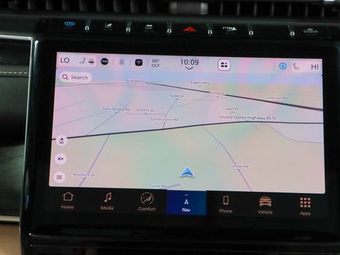 Used 2023 Jeep Grand Cherokee 4WD 4xe w/ Luxury Tech Group II image 18