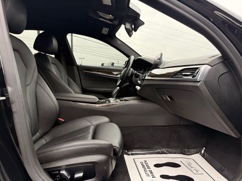 Used 2019 BMW 530i xDrive image 35