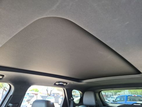 Used 2019 Chevrolet Blazer RS FWD image 19