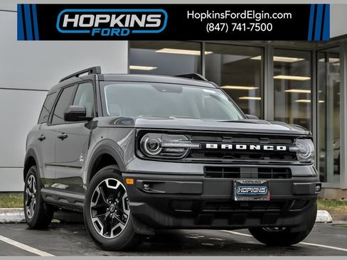 Used 2024 Ford Bronco Sport Outer Banks w/ Tech Package AWD/4WD image 1