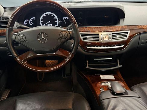 Used 2013 Mercedes-Benz S 550 image 24