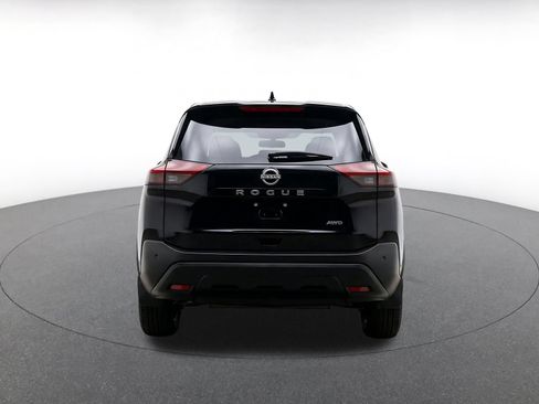 Used 2025 Nissan Rogue SV AWD/4WD image 8