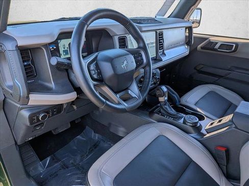 Used 2024 Ford Bronco Wildtrak image 9