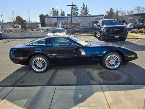 Used 1994 Chevrolet Corvette ZR1 RWD image 7