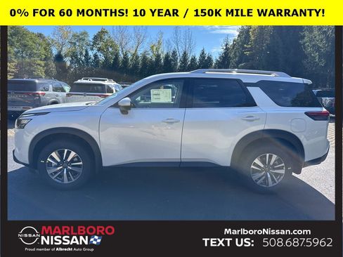 New 2025 Nissan Pathfinder SL w/ Cargo Package image 4