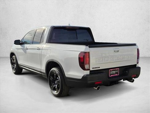 New 2026 Honda Ridgeline Black Edition image 9