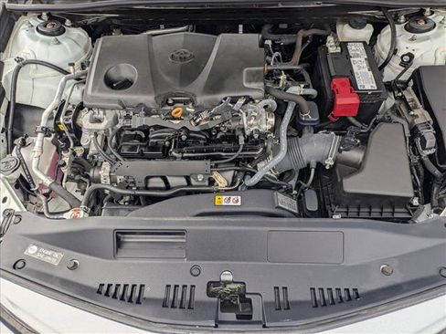 Used 2022 Toyota Camry SE image 21