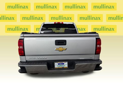 Used 2018 Chevrolet Silverado 1500 LT RWD image 6