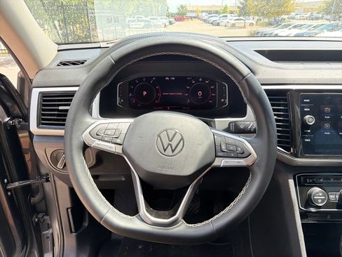 Used 2023 Volkswagen Atlas SE FWD image 21