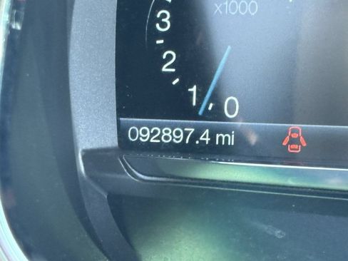 Used 2019 Ford Taurus Limited FWD image 30