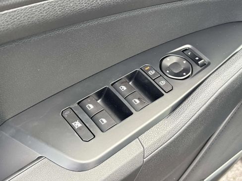 New 2026 Kia Sportage S AWD/4WD image 14