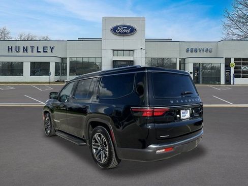 Used 2022 Jeep Wagoneer Series III w/ Convenience Group I AWD/4WD image 5
