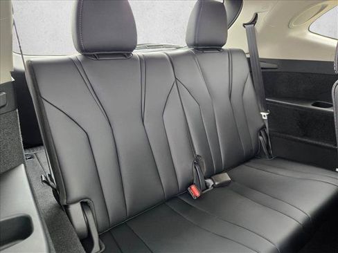 Certified 2026 Acura MDX FWD w/ Technology Package image 19