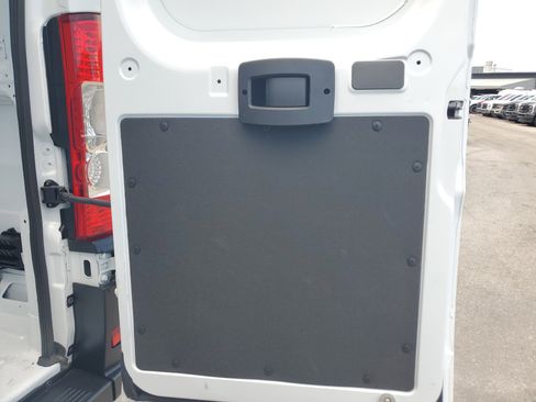 Used 2026 RAM ProMaster 2500 w/ Convenience Group FWD image 12