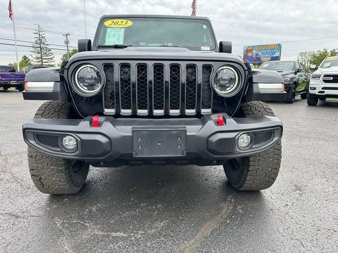 Used 2023 Jeep Gladiator Rubicon w/ LED Lighting Group AWD/4WD image 8