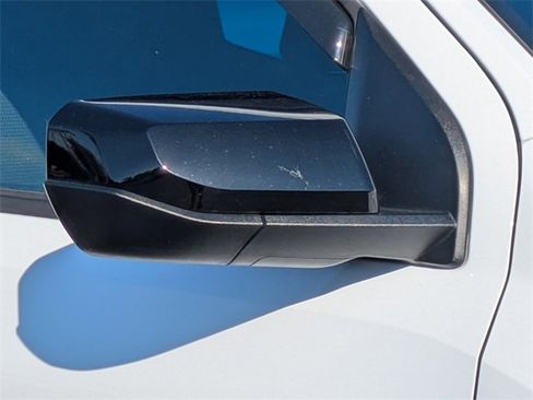 Used 2024 Chevrolet Suburban Premier w/ Premium Package image 12