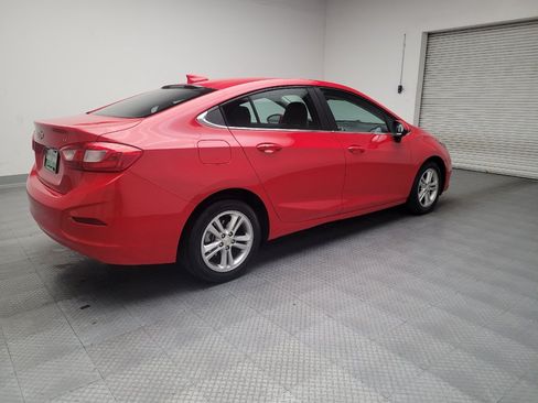 Used 2017 Chevrolet Cruze LT w/ Convenience Package FWD image 10