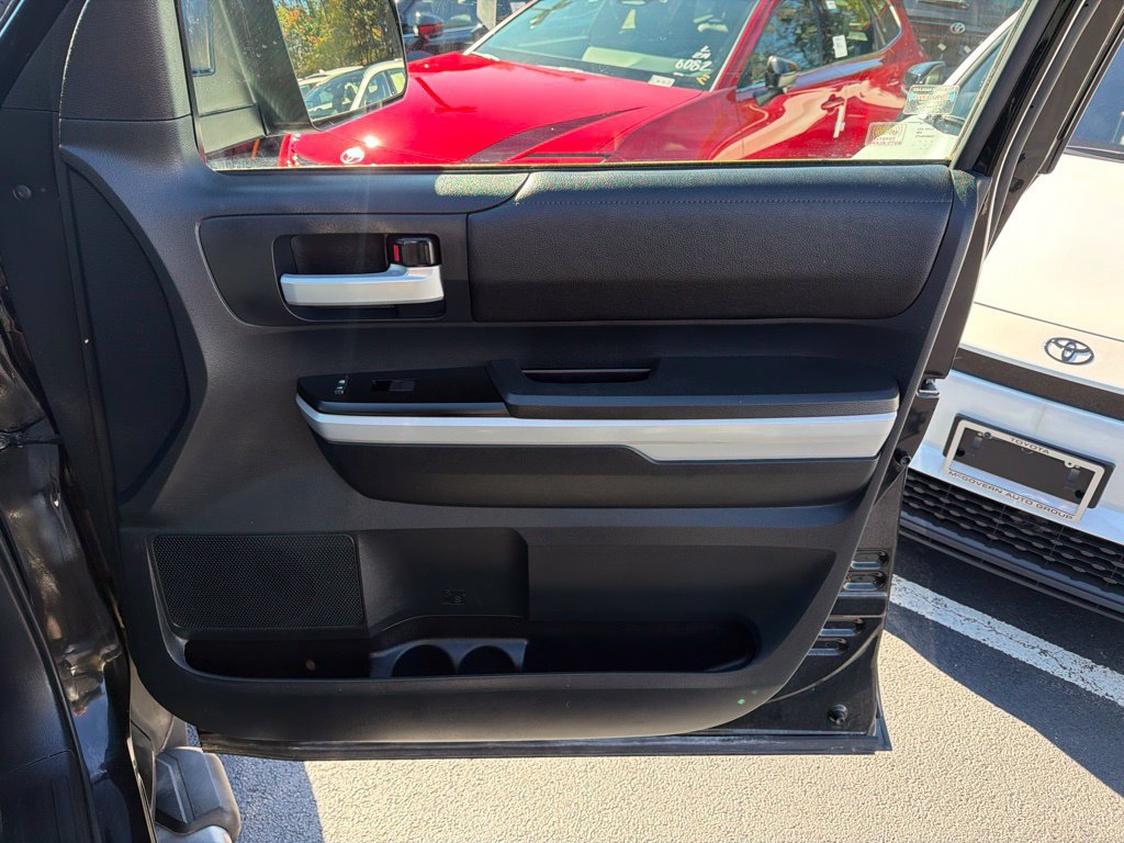 Used 2018 Toyota Tundra SR5 w/ TRD Off Road Package AWD/4WD image 9