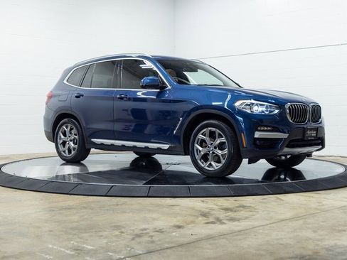 Used 2021 BMW X3 xDrive30i w/ Premium Package image 4