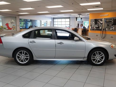Used 2014 Chevrolet Impala LTZ FWD image 14