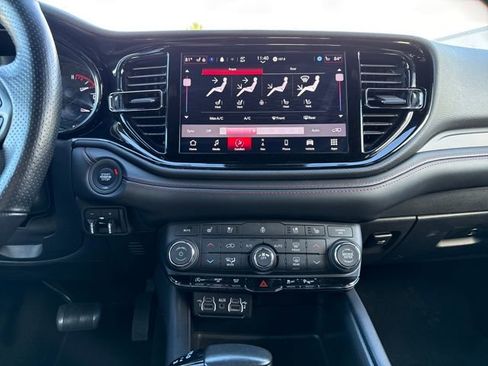 Used 2024 Dodge Durango GT image 22