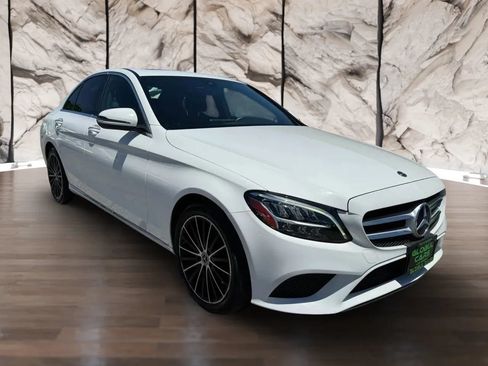 Used 2020 Mercedes-Benz C 300 Sedan w/ Premium Package image 4