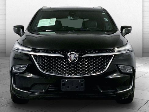 Used 2022 Buick Enclave Avenir w/ Avenir Technology Package image 2