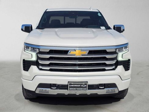 Used 2023 Chevrolet Silverado 1500 High Country w/ Technology Package AWD/4WD image 8