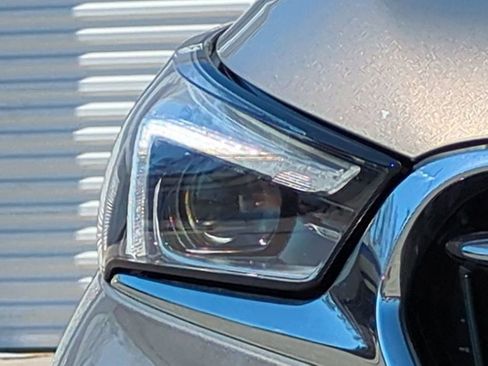 Used 2018 Buick Enclave Essence image 10