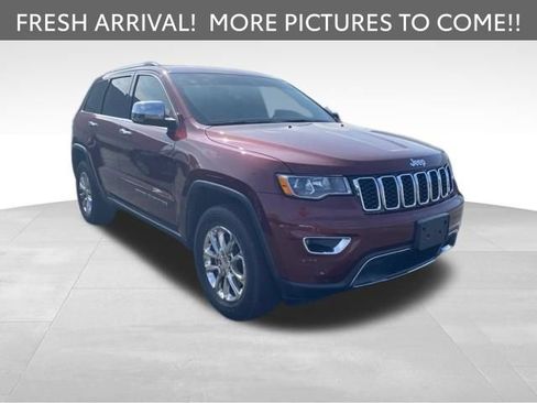 Used 2018 Jeep Grand Cherokee Limited AWD/4WD image 3