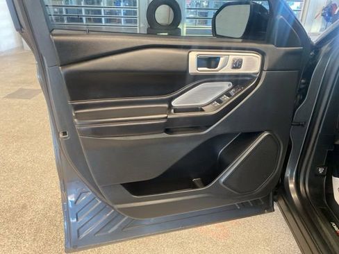 Used 2020 Ford Explorer ST w/ ST Street Pack AWD/4WD image 30