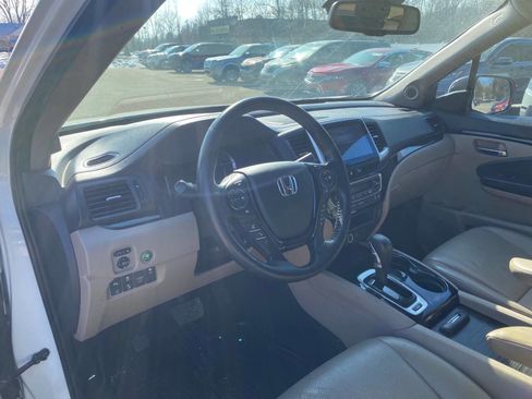 Used 2017 Honda Ridgeline RTL-E image 10