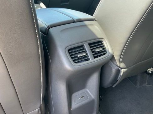 Used 2025 Buick Envision Sport Touring AWD/4WD image 39